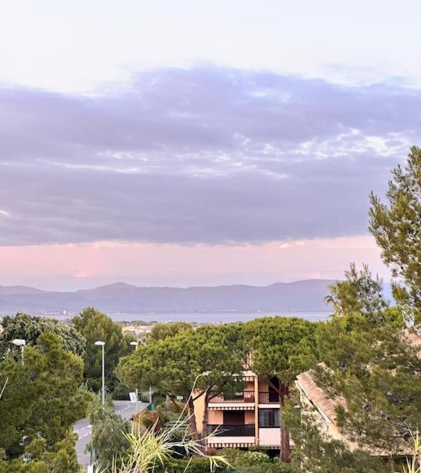 T2 Vue A Giens Apartment Hyeres