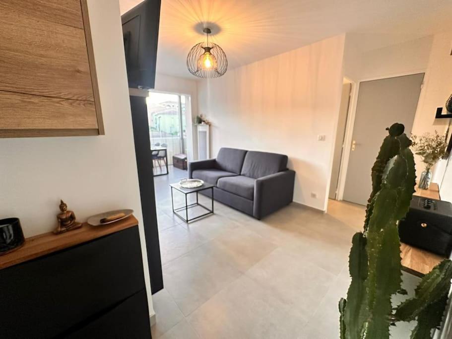 Apartment T2 Vue A Giens